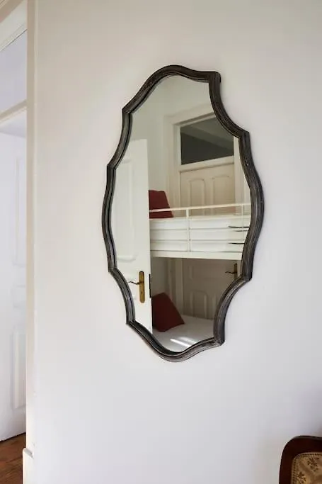Charming Lisbon Central Apartment